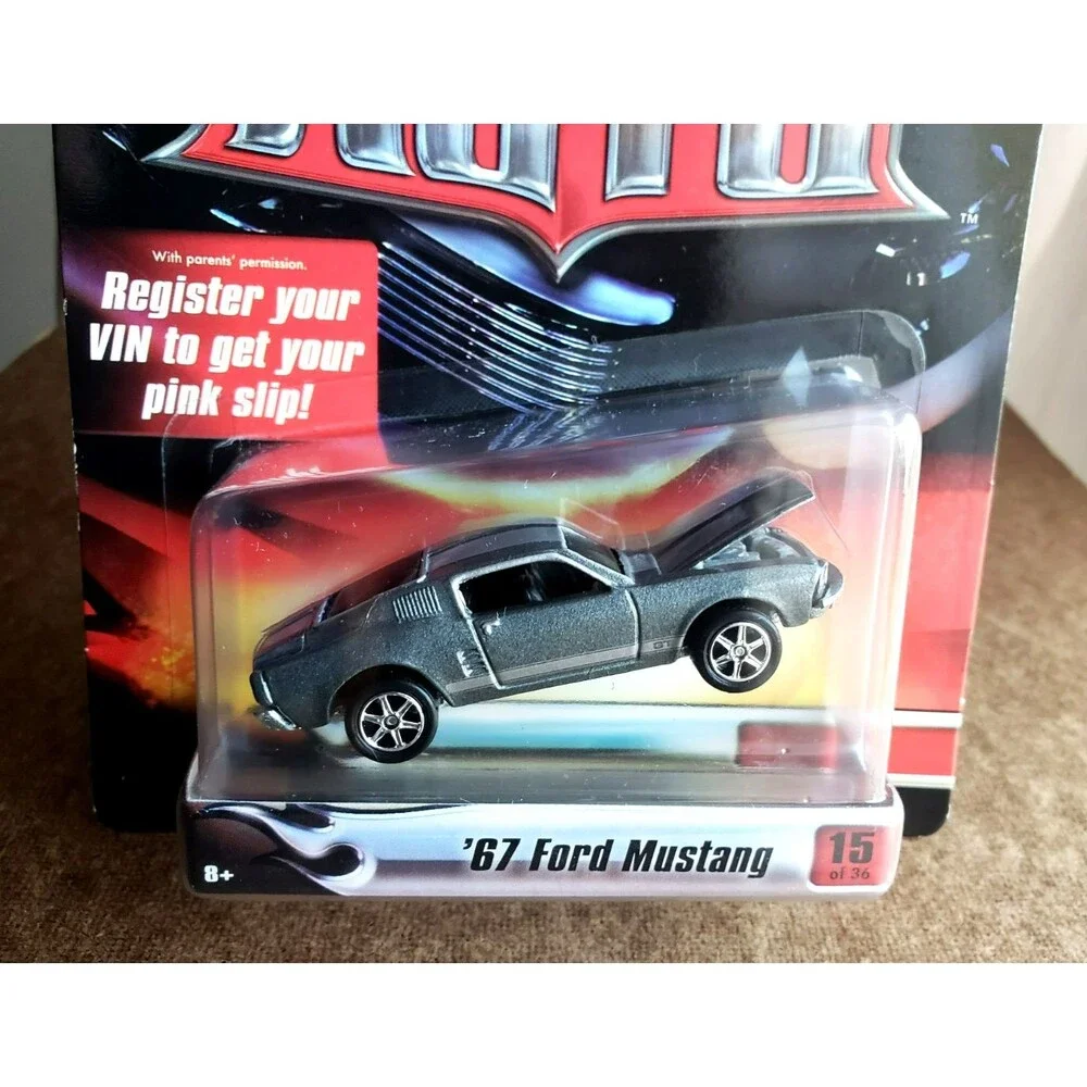 2007 Hot Wheels Ultra Hots '67 FORD MUSTANG Gray ZAMAC Base 1:64 REAL RIDERS 6SP
